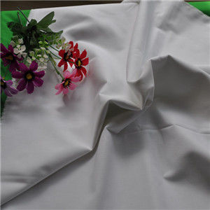 폴리 솜 평면 염색 팝린 천 TC 주머니/포름 80/20 45x45 110x76 엮기 1/1 팝린