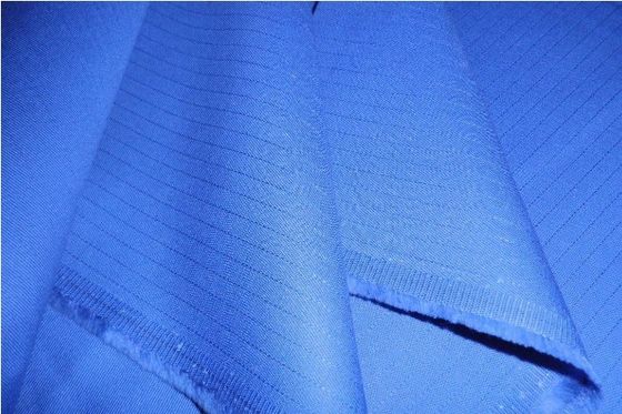 10 7-10 9 면 저항을 가진 폴리에스터 면모 선도성 섬유 반 정적 직물