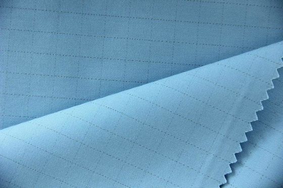 10 7-10 9 면 저항을 가진 폴리에스터 면모 선도성 섬유 반 정적 직물