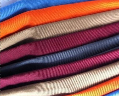 중형 무게 190gm T/C 80/20 Twill 3/1 면공 폴리에스터 워크웨어 의류 직물